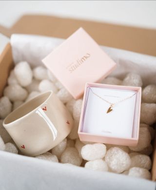 LOVEFUL set je po roce opět tady! ♥️🎁 Láskyplný dárek, který vykouzlí velkou radost a úsměv jak při rozbalování, tak i...